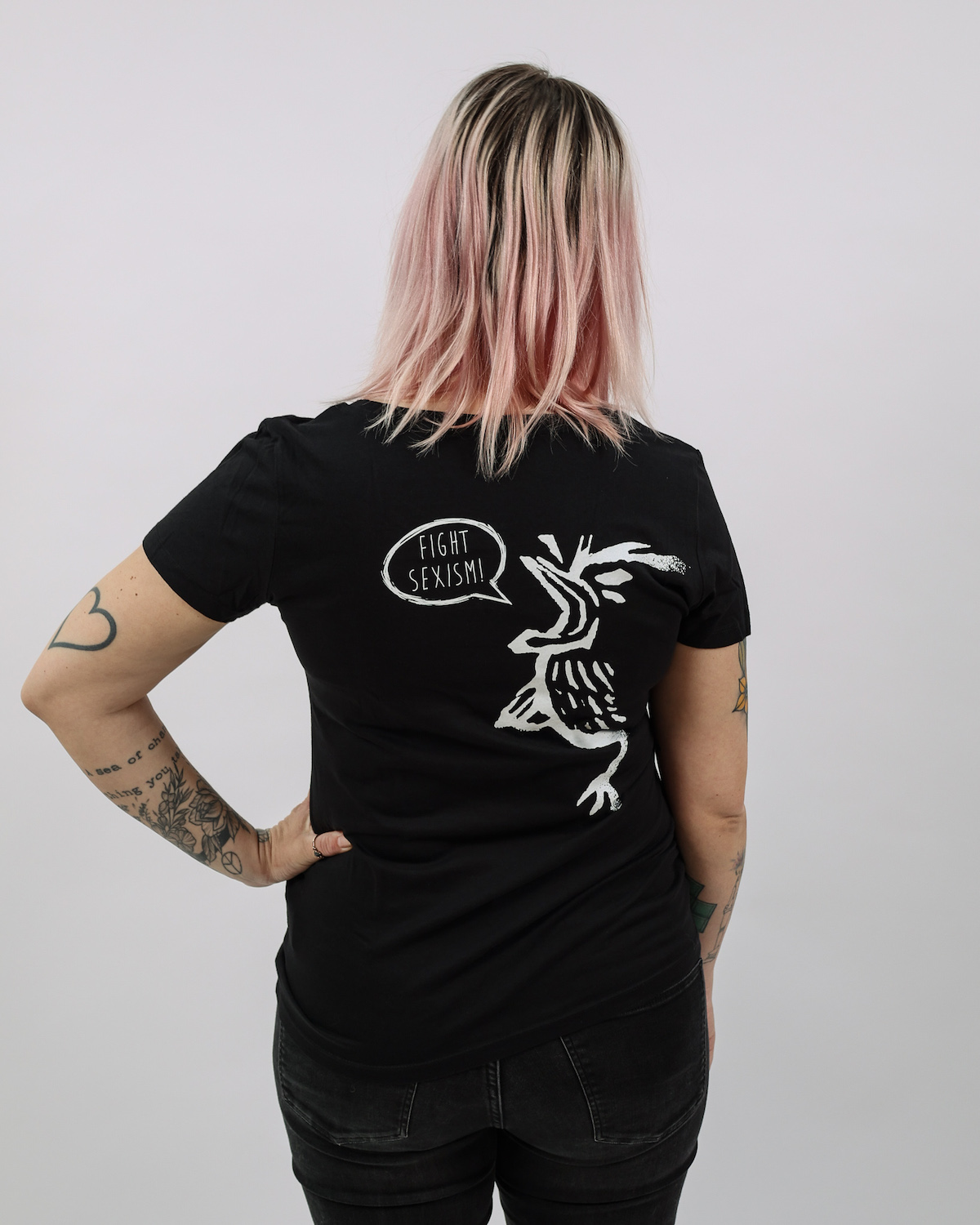 Pedi Bird - Fight Sexism Tailliertes Shirt Black